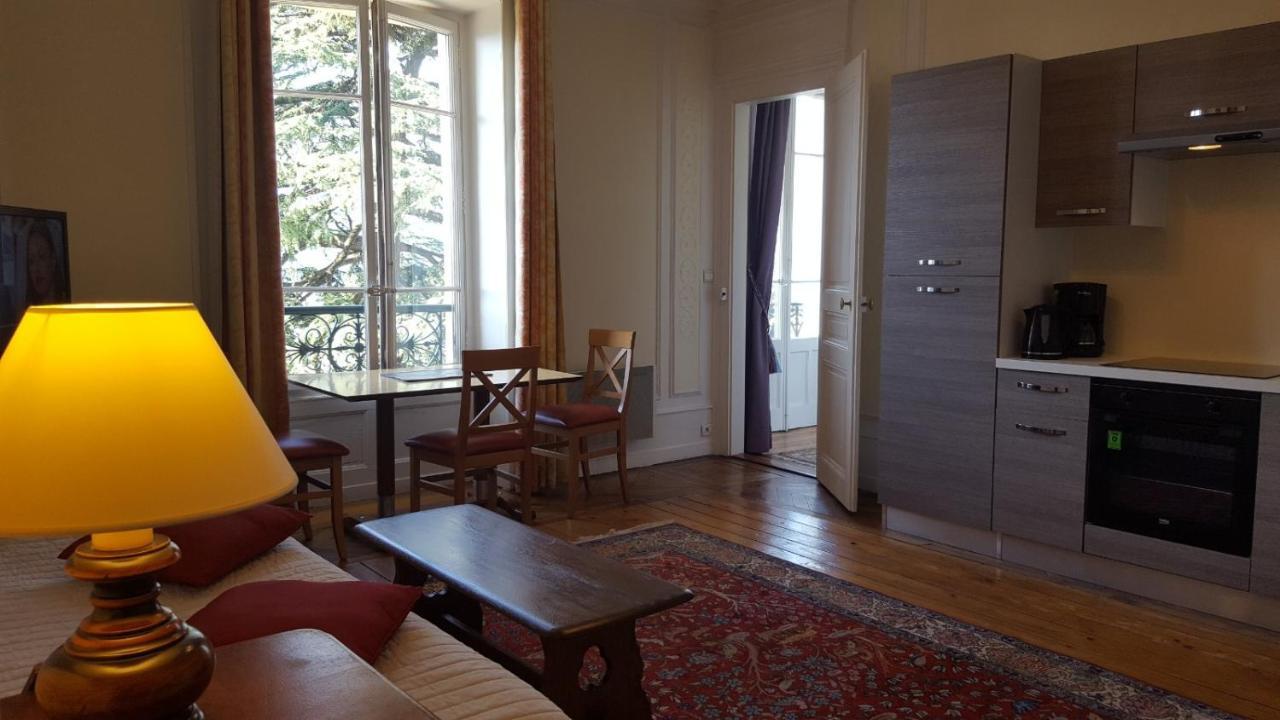 Aux Meublés Du Manoir